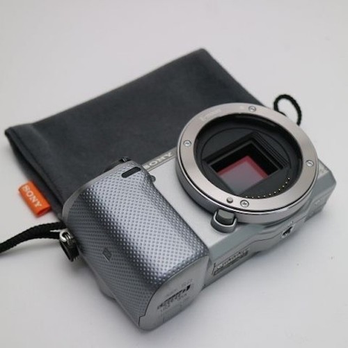 Fotocamera digitale mirrorless
