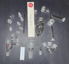 LABWARE LOTTO DI 17 PEZZI