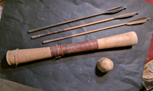 Antico raro turcasso con - , tre