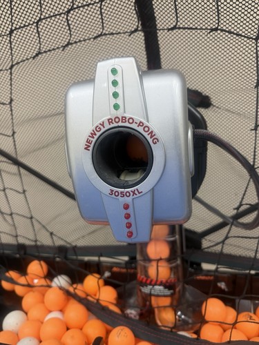 Robot ping pong newgy - da, 3050
