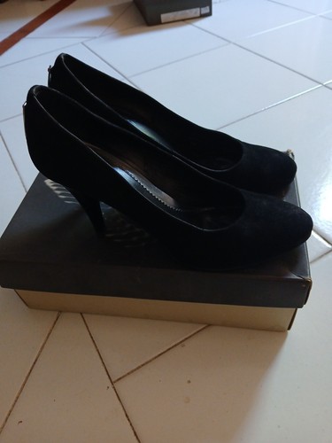 Sell heeled shoes black - heeled,
