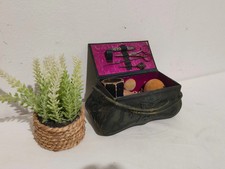 Scatola da Cucito Vintage in