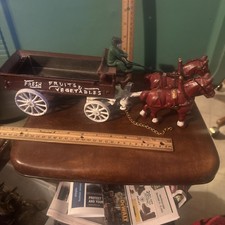 Carrello vintage in ghisa