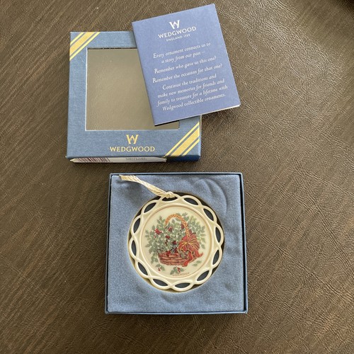 Wedgwood cesto agrifoglio - di,