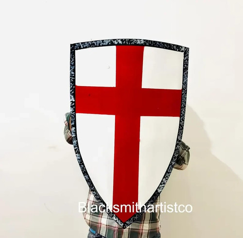 Scudo medievale cavaliere