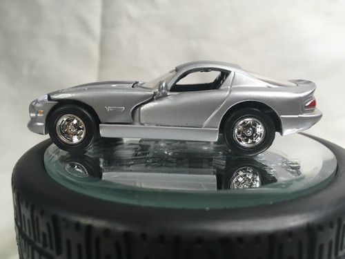 Racing champions mint motor - mint,