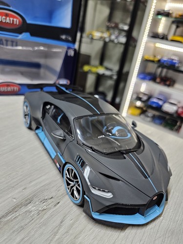 Bugatti divo grgio blu 2018 - bugatti,