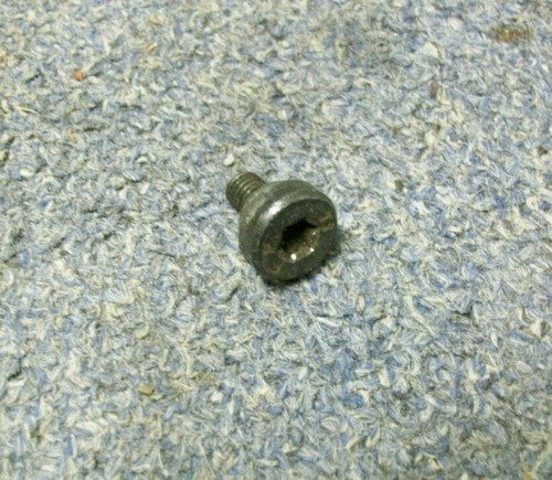 Bullone perno sottotelaio - bullone,