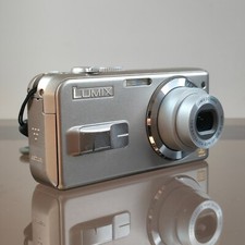 Panasonic Lumix DMC-LS3 Fotocamera Digitale 5.0MP Compatta 3x Zoom 2006 Argento