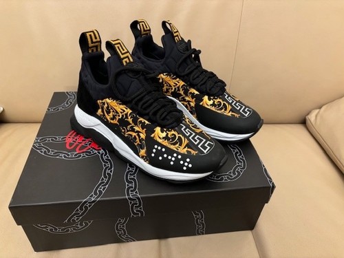 Nuove scarpe ginnastica - nuove,