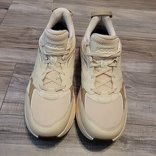 Hoka One U Clifton L Athletics