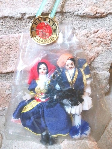 Bambola vintage souvenir - vintage,