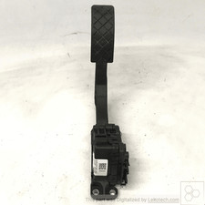 Pedale acceleratore  VOLKSWAGEN GOLF (1J) 1.8 20V Turbo (132Kw)GTI d2c6a2