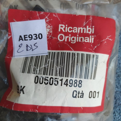 Kit fissaggio faro destro - kit,