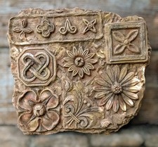 PIASTRELLA BIZANTINA METOPA cm 32x34 COTTO ANTICATO APPENDE MURARE  NON ANTICO