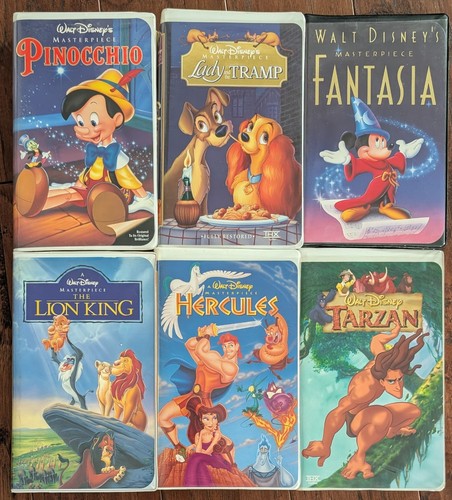 Walt disney masterpieces lot - walt,