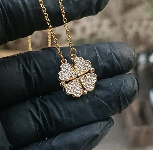 Ciondolo fiore moissanite