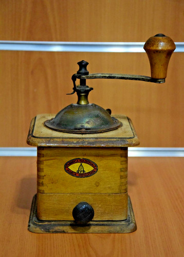 Macinacaffe legno epoca 900 - macinacaffe,