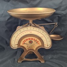 Antica bilancia per caramelle