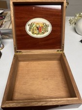 Scatola portasigari in legno