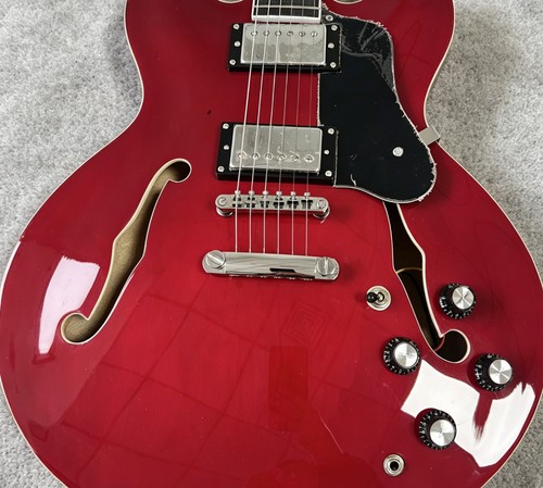 Chitarra elettrica semivuota