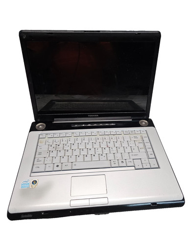 Toshiba satellite a200 1as - w3),