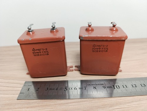 20uf 160 coppia condensatori - 160,