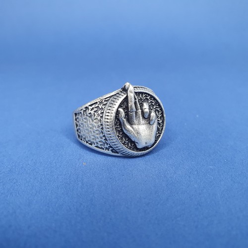 Anello pietro ferrante dita - ferrante",