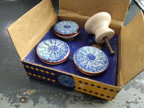 Pomelli ceramica dipinti a - in,