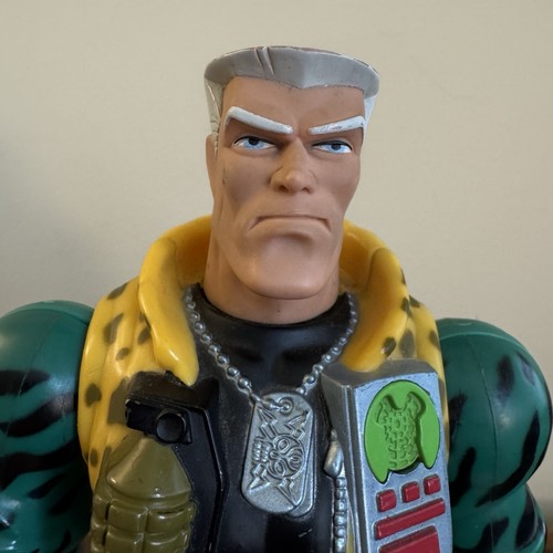 Small soldiers chip hazard - small,