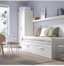 Daybed Frame  + 2 NEW Twin