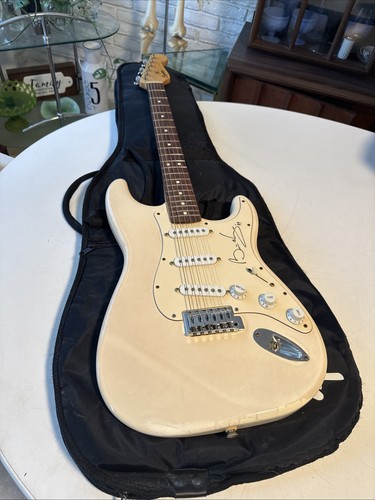 Fender stratocaster squier - fender,