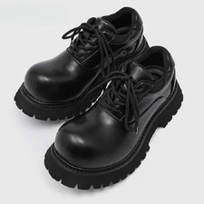Scarpe derby a punta suola