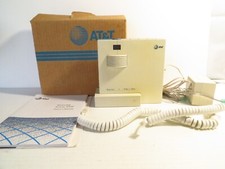 AT&T 1339 Sistema di risposta digitale con timbro ora/giorno e riproduzione istantanea in scatola