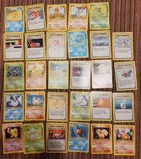 Lotto di 23 carte Pokemon SET BASE con 2 rare, comuni e non comuni in italiano