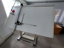 Tecnigrafo professionale Neolt usato in  buono stato dim. 170x100 e 220x120