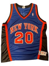 Divisa ufficiale nba New York