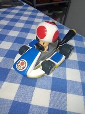 Kinder Gransorpresa Super Mario Kart Toad Figure Car