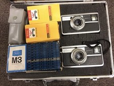 2 Kodak Instamatic 500