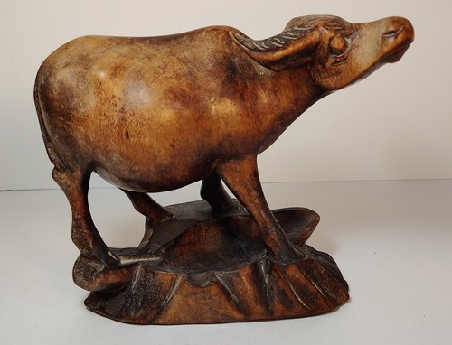 Posacenere statuina bufalo