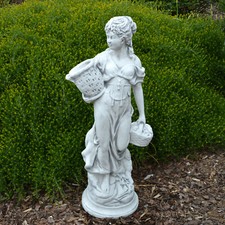 Statua donna fantasia estate