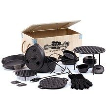 BBQ-Toro Set 19 Pezzi Dutch Oven in Scatola di Legno | Pentola per Fuoco in Ghisa e Altro