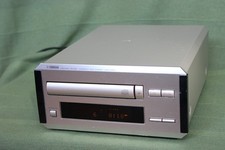 Yamaha CDX-E200 Lettore CD