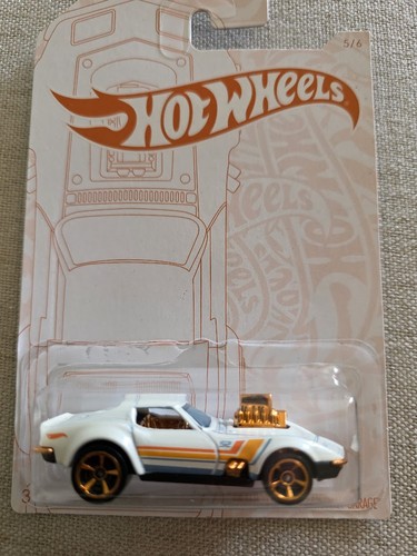Hot wheels corvette gas - corvette,