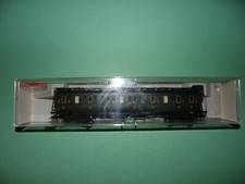 FLEISCHMANN voiture voyageurs 2ième classe guérite SNCF 5085 F NEUF