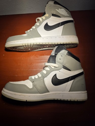 Nike air jordan mid - gs,