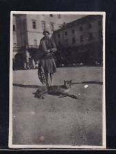 Fotografia Foto Donna con Cane Vestito D'Epoca KK4028