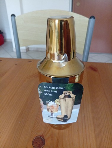 Shaker cocktail - shaker,