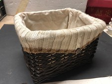 Cestino in vimini rettangolare
