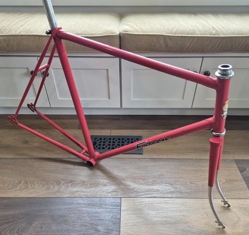 Cornice strada falcon - strada,